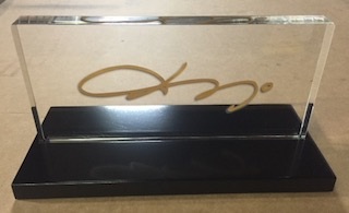 Custom gold-printed signature - acrylic plaque with wooden base